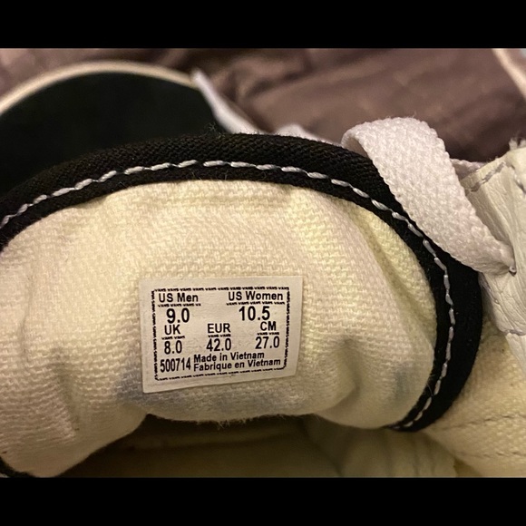 Vans Old Skool Sneakers - Picture 8 of 10